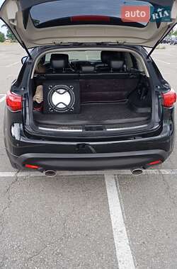 Внедорожник / Кроссовер Infiniti FX 35 2010 в 