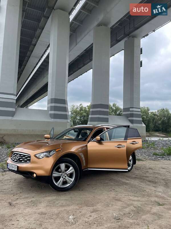 Infiniti FX 35 2008