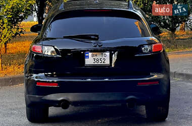 Позашляховик / Кросовер Infiniti FX 35 2006 в 