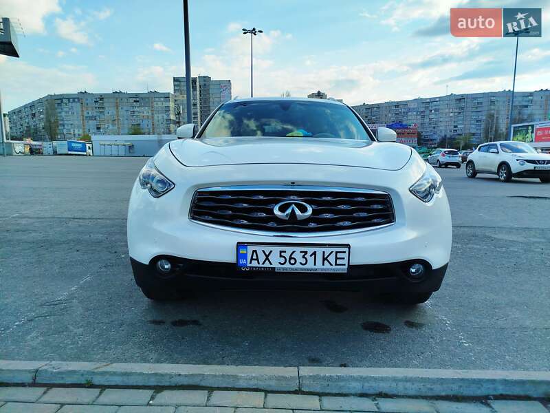 Позашляховик / Кросовер Infiniti FX 35 2008 в Харкові фото 10 Позашляховик / Кросовер Infiniti FX 35 2008 в Харкові