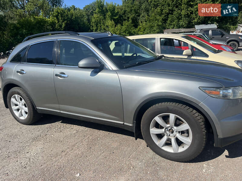 Infiniti FX 35 2004