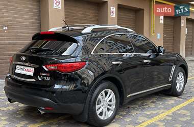 Внедорожник / Кроссовер Infiniti FX 35 2010 в 