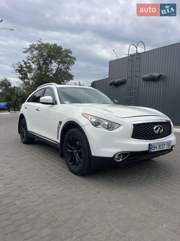 Позашляховик / Кросовер Infiniti FX 35 2011 в Одесі