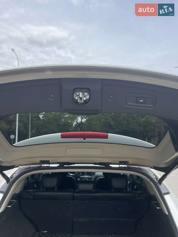 Позашляховик / Кросовер Infiniti FX 35 2011 в Одесі