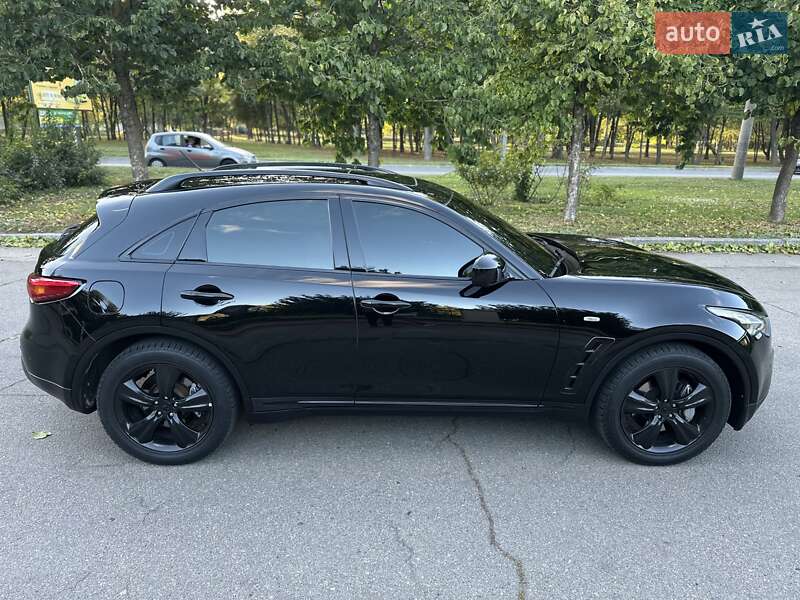 Позашляховик / Кросовер Infiniti FX 35 2008 в Умані