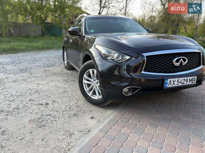 Infiniti FX 35 2012 Infiniti FX 35 2012