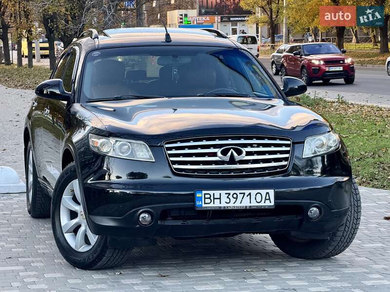 Внедорожник / Кроссовер Infiniti FX 35 2004 в Одессе