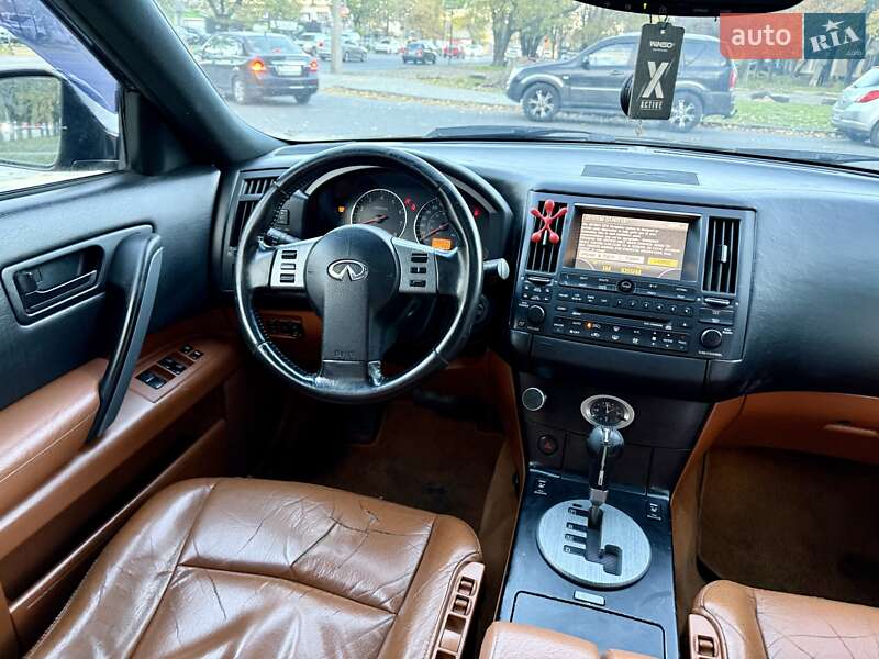 Внедорожник / Кроссовер Infiniti FX 35 2004 в Одессе
