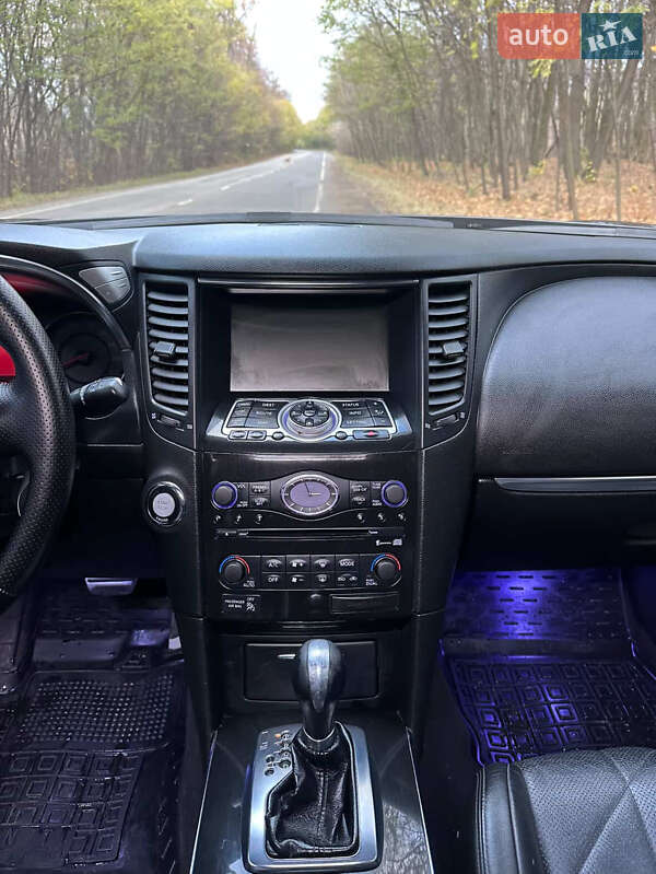 Внедорожник / Кроссовер Infiniti FX 35 2008 в Полтаве фото 15 Внедорожник / Кроссовер Infiniti FX 35 2008 в Полтаве