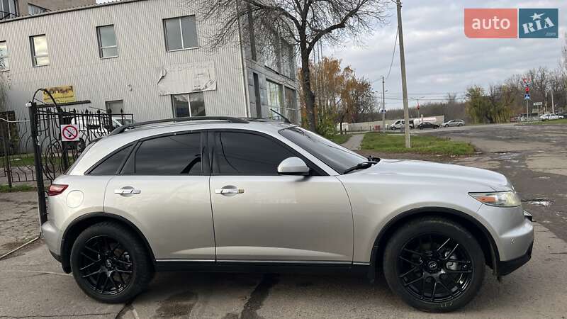 Внедорожник / Кроссовер Infiniti FX 35 2004 в Николаеве