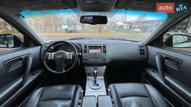 Внедорожник / Кроссовер Infiniti FX 35 2004 в Николаеве