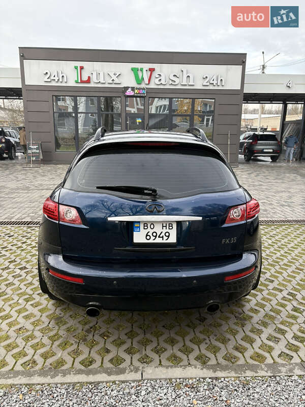Внедорожник / Кроссовер Infiniti FX 35 2005 в Тернополе