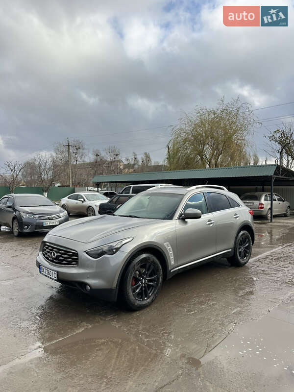 Infiniti FX 35 2011 Infiniti FX 35 2011