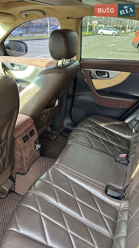 Внедорожник / Кроссовер Infiniti FX 35 2009 в Киеве