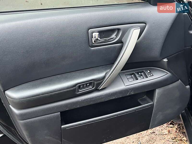 Позашляховик / Кросовер Infiniti FX 35 2007 в Києві