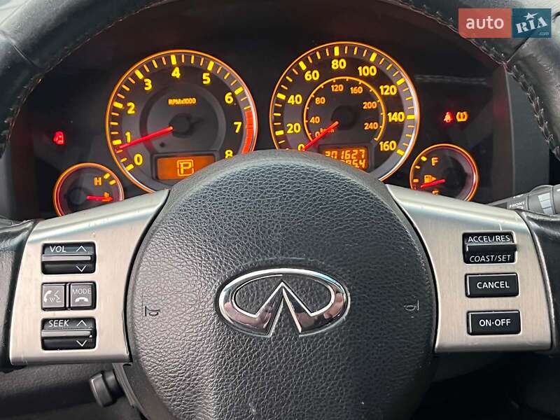 Позашляховик / Кросовер Infiniti FX 35 2007 в Києві