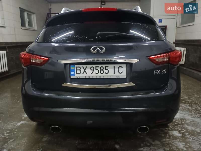 Внедорожник / Кроссовер Infiniti FX 35 2010 в Каменец-Подольском фото 14 Внедорожник / Кроссовер Infiniti FX 35 2010 в Каменец-Подольском