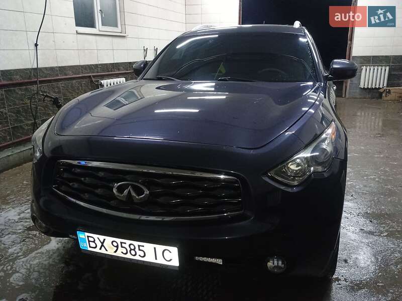 Внедорожник / Кроссовер Infiniti FX 35 2010 в Каменец-Подольском фото 16 Внедорожник / Кроссовер Infiniti FX 35 2010 в Каменец-Подольском