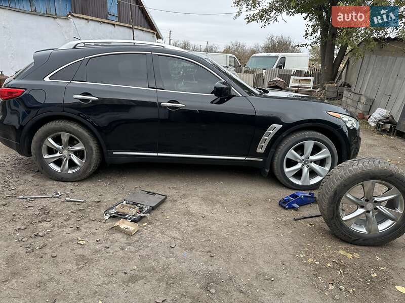 Внедорожник / Кроссовер Infiniti FX 35 2008 в Высокополье
