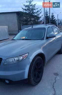 Внедорожник / Кроссовер Infiniti FX 35 2004 в Стебнику