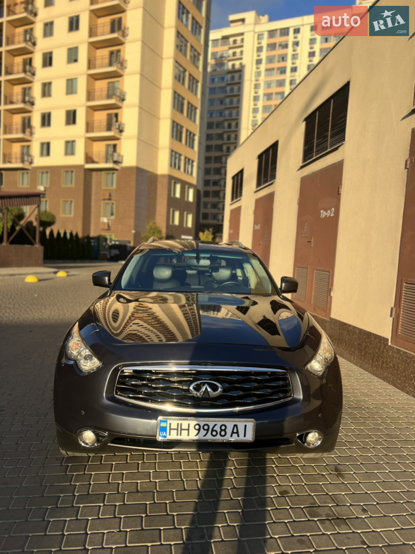 2011 Infiniti FX - мініатюра 2
