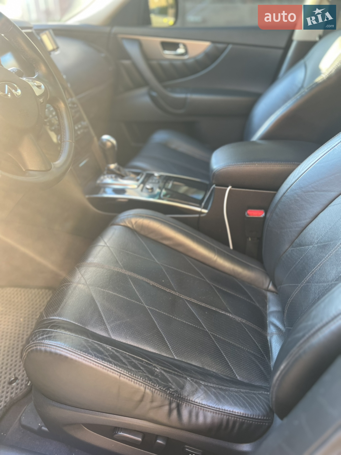2011 Infiniti FX - мініатюра 12