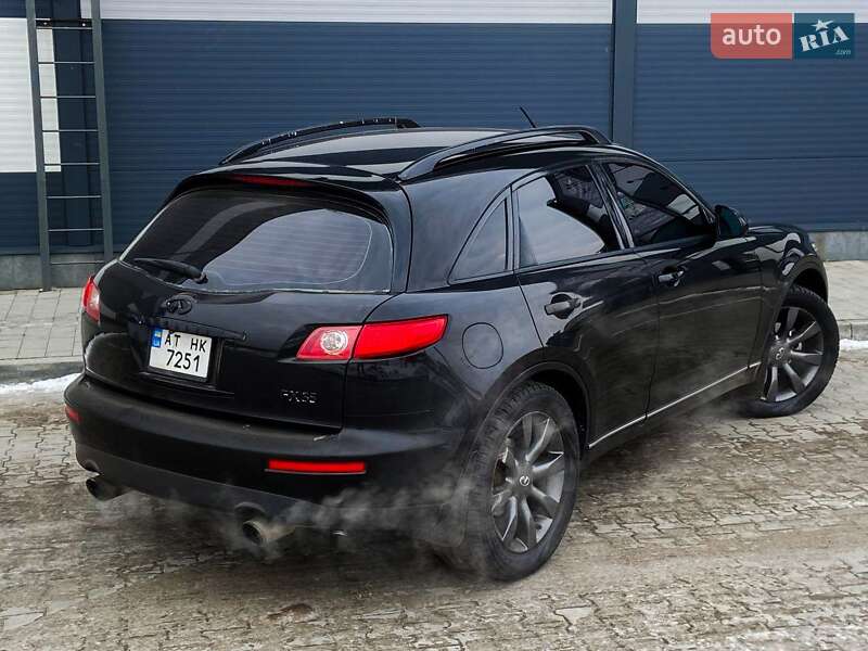 Внедорожник / Кроссовер Infiniti FX 35 2004 в Калуше
