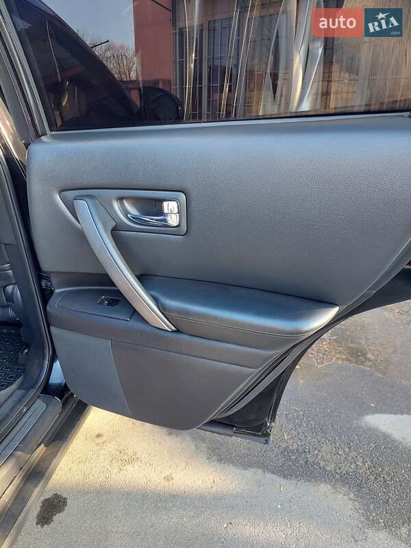 Внедорожник / Кроссовер Infiniti FX 35 2007 в Измаиле