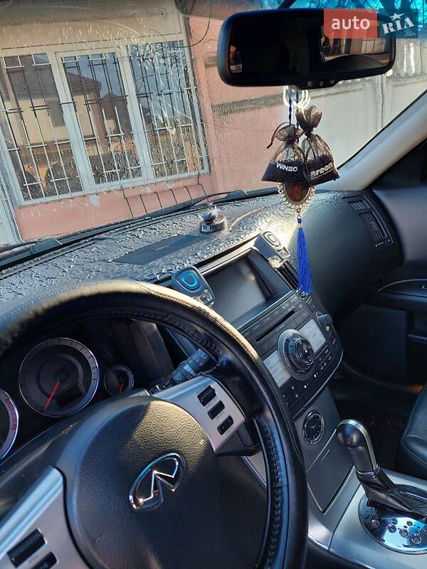 Внедорожник / Кроссовер Infiniti FX 35 2007 в Измаиле