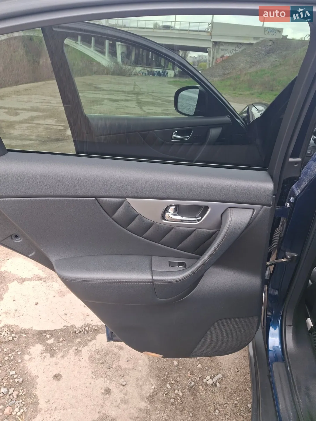 2011 Infiniti FX - мініатюра 14
