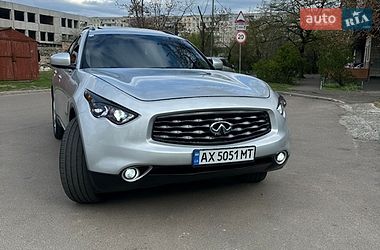 Позашляховик / Кросовер Infiniti FX 35 2010 в Києві