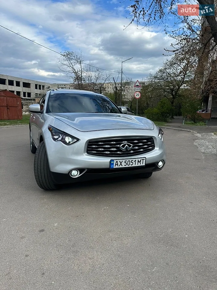 2011 Infiniti FX - мініатюра 18