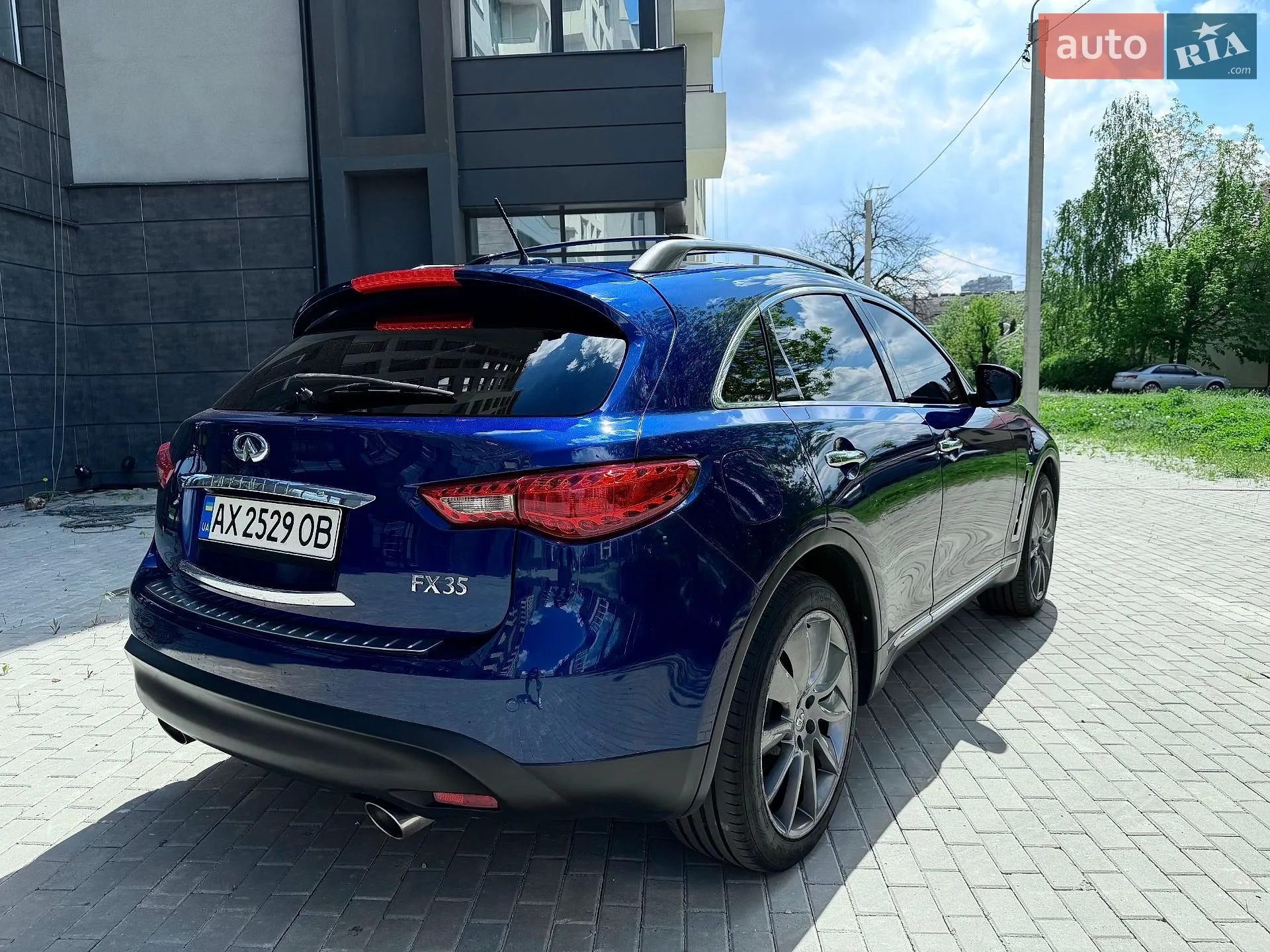 2011 Infiniti FX - мініатюра 8