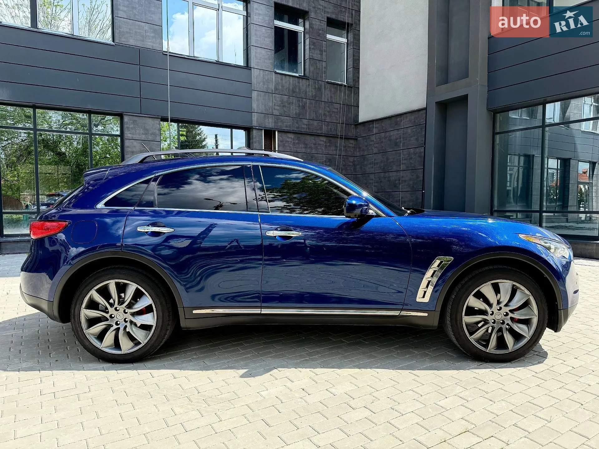2011 Infiniti FX - мініатюра 11