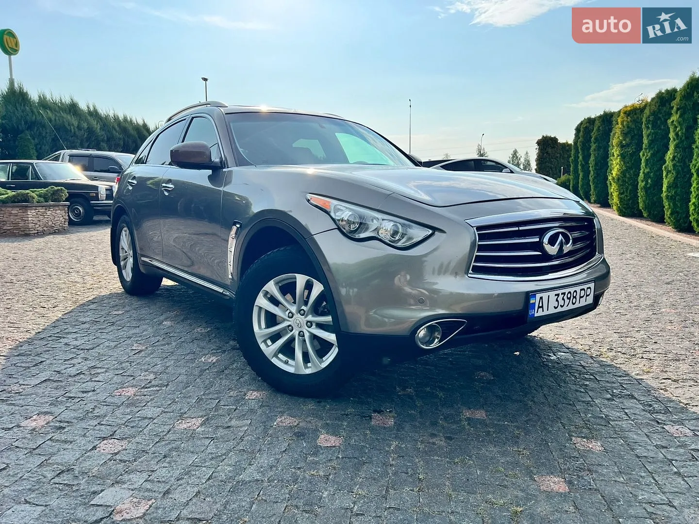2011 Infiniti FX - мініатюра 2