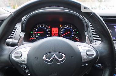 Внедорожник / Кроссовер Infiniti FX 37 2011 в Киеве