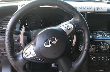 Позашляховик / Кросовер Infiniti FX 37 2010 в 