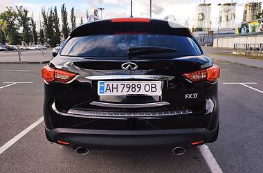 Позашляховик / Кросовер Infiniti FX 37 2012 в Києві