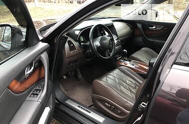 Позашляховик / Кросовер Infiniti FX 37 2010 в Києві