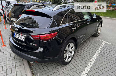 Позашляховик / Кросовер Infiniti FX 37 2010 в Києві