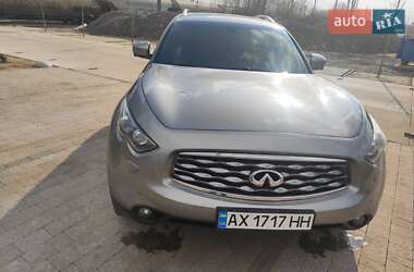 Позашляховик / Кросовер Infiniti FX 37 2010 в 