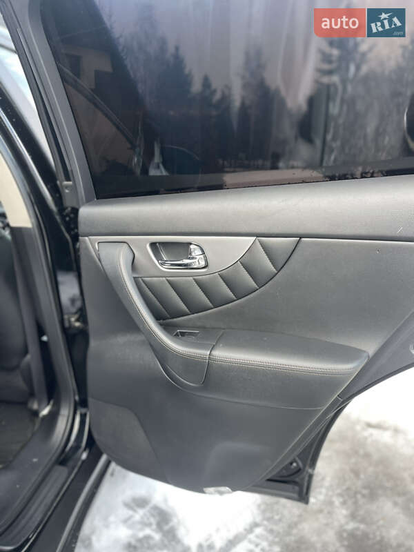 Позашляховик / Кросовер Infiniti FX 37 2012 в Херсоні