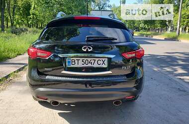 Внедорожник / Кроссовер Infiniti FX 37 2013 в Киеве