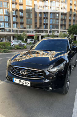 Внедорожник / Кроссовер Infiniti FX 37 2011 в Киеве