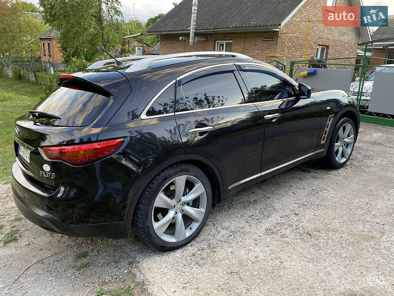 Внедорожник / Кроссовер Infiniti FX 37 2012 в Харькове