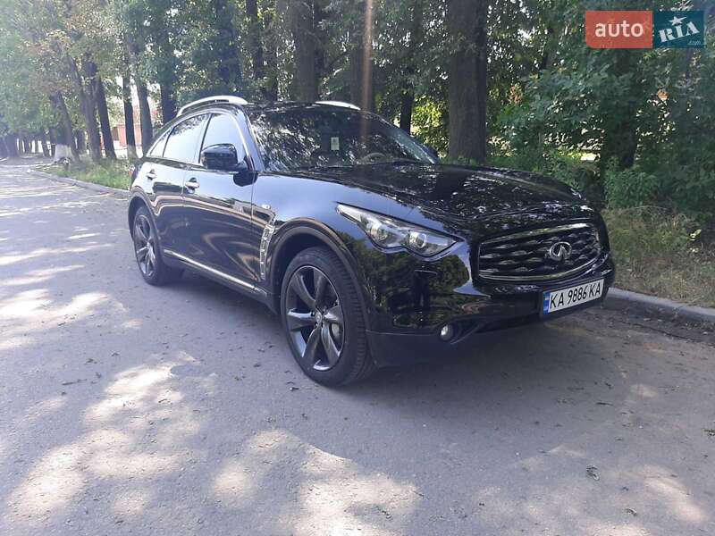 Позашляховик / Кросовер Infiniti FX 37 2010 в Полтаві