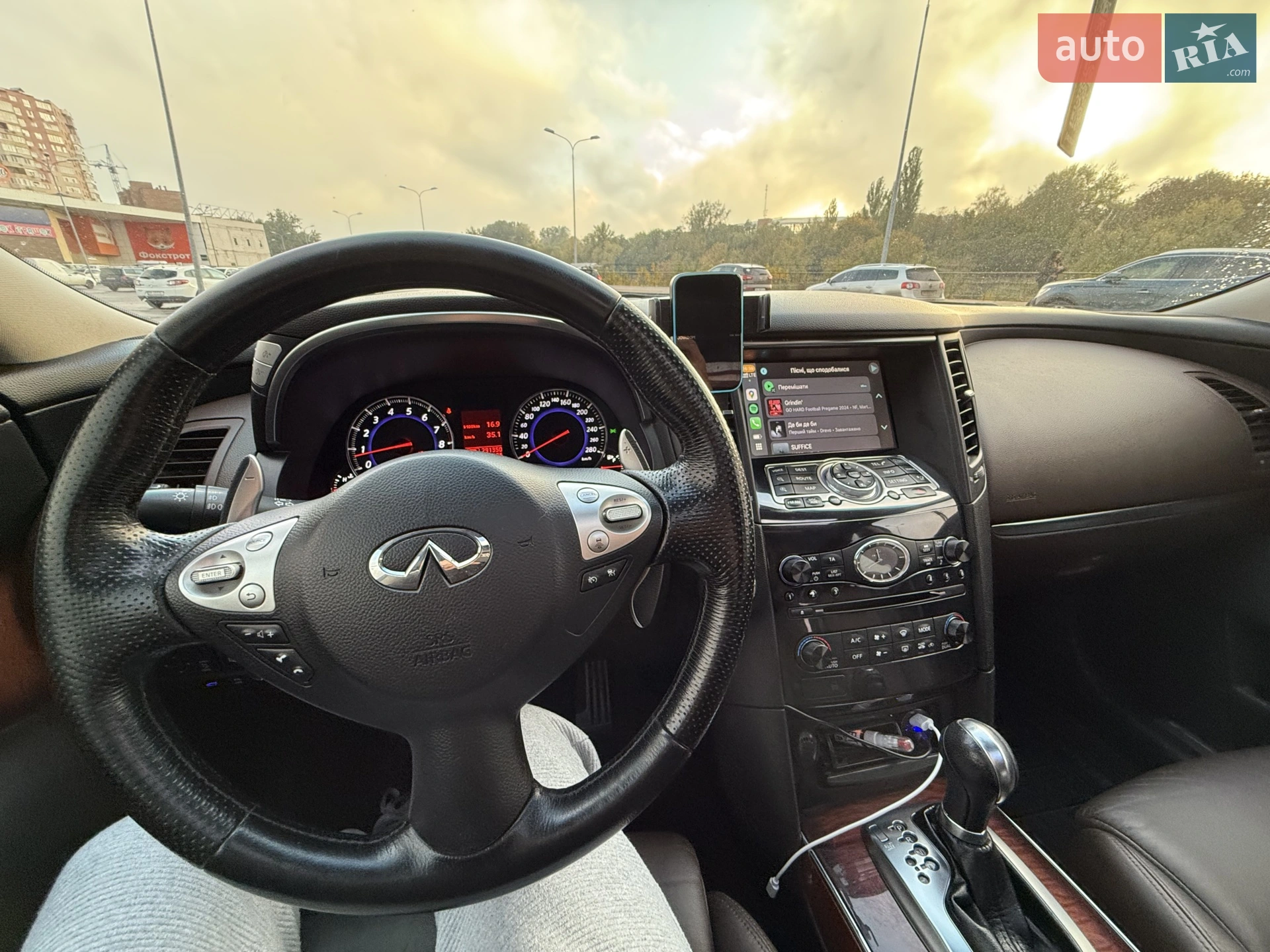 2010 Infiniti FX - мініатюра 11