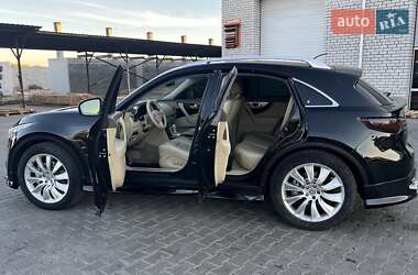 Позашляховик / Кросовер Infiniti FX 37 2010 в Павлограді