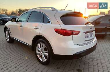 Внедорожник / Кроссовер Infiniti FX 37 2013 в 