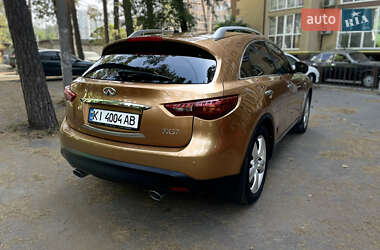 Позашляховик / Кросовер Infiniti FX 37 2010 в Ірпені